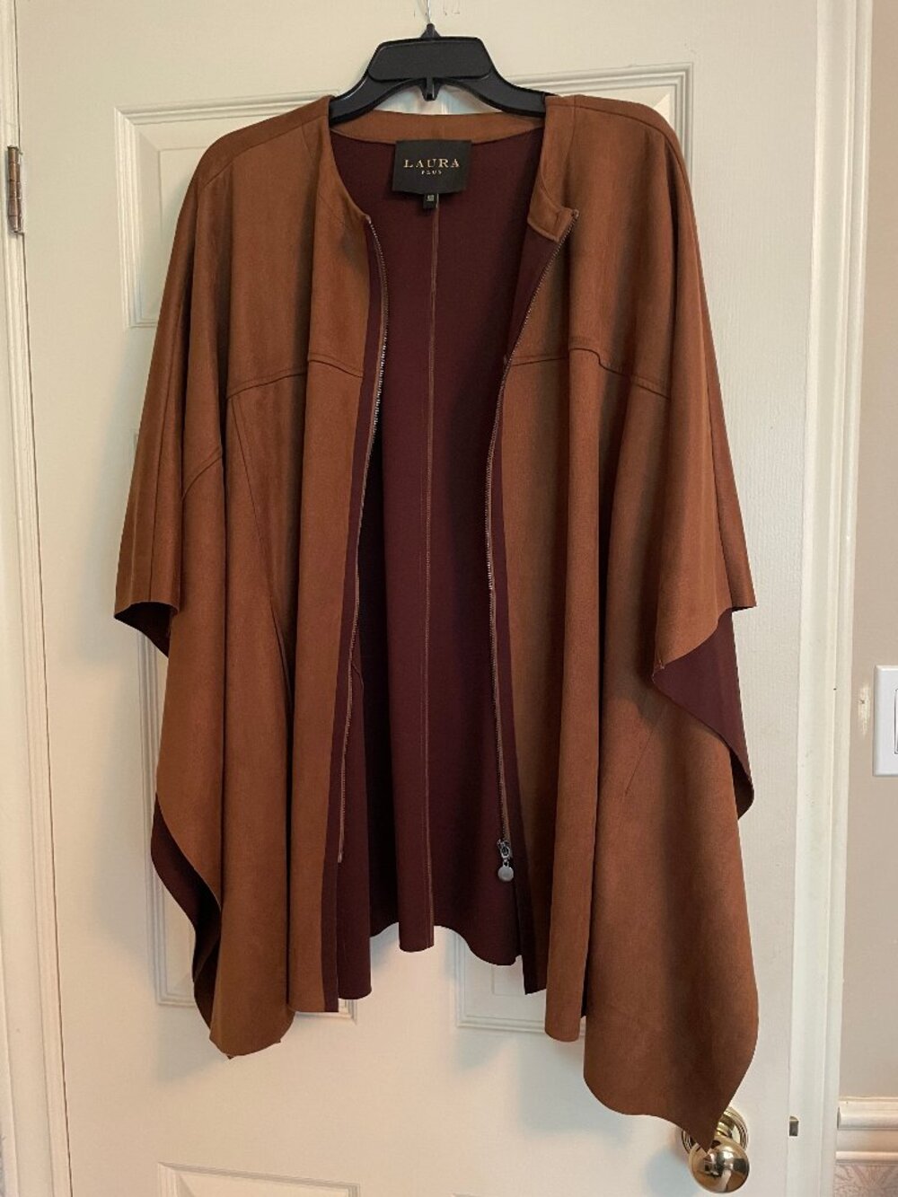 Laura Plus Brown Faux Suede Poncho Size X